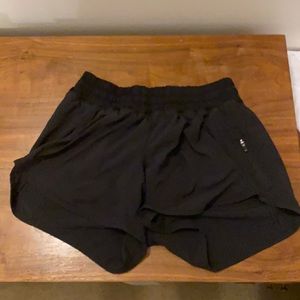 Lululemon tracker short, black, size 6